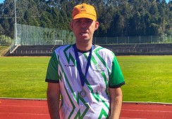 Atleta João Sousa vence prova dos 100 metros no 1.º Encontro de Tricicleta, no Luso 