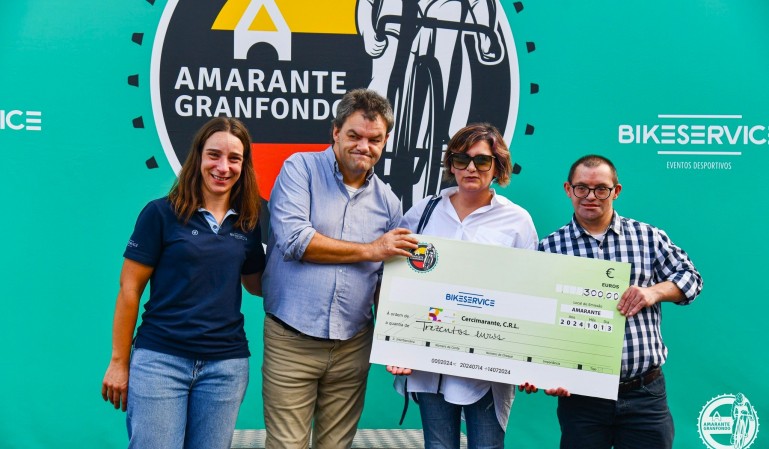 Cercimarante recebe donativo da Caminhada Solidária Granfondo