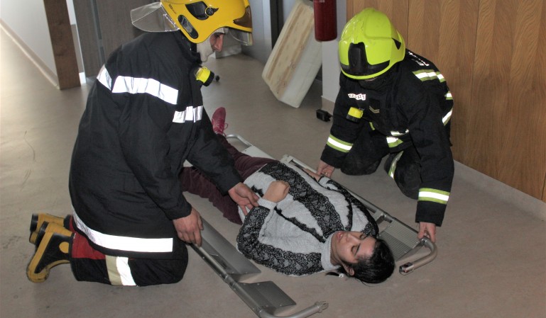Ação de sensibilização e simulacro interno no LRAM