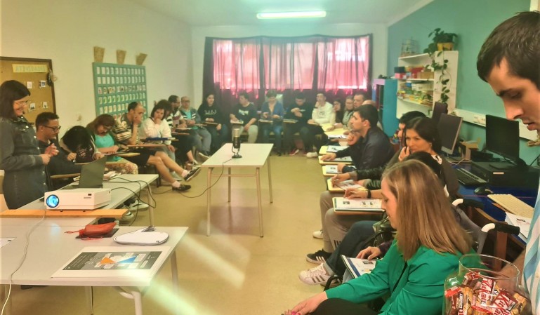 Segunda ação de (in)formação do projeto “Net à Medida” realizada no CACI