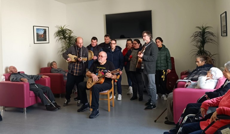 Grupo das Janeiras do CACI da Cercimarante levou tradição a algumas Instituições de Amarante